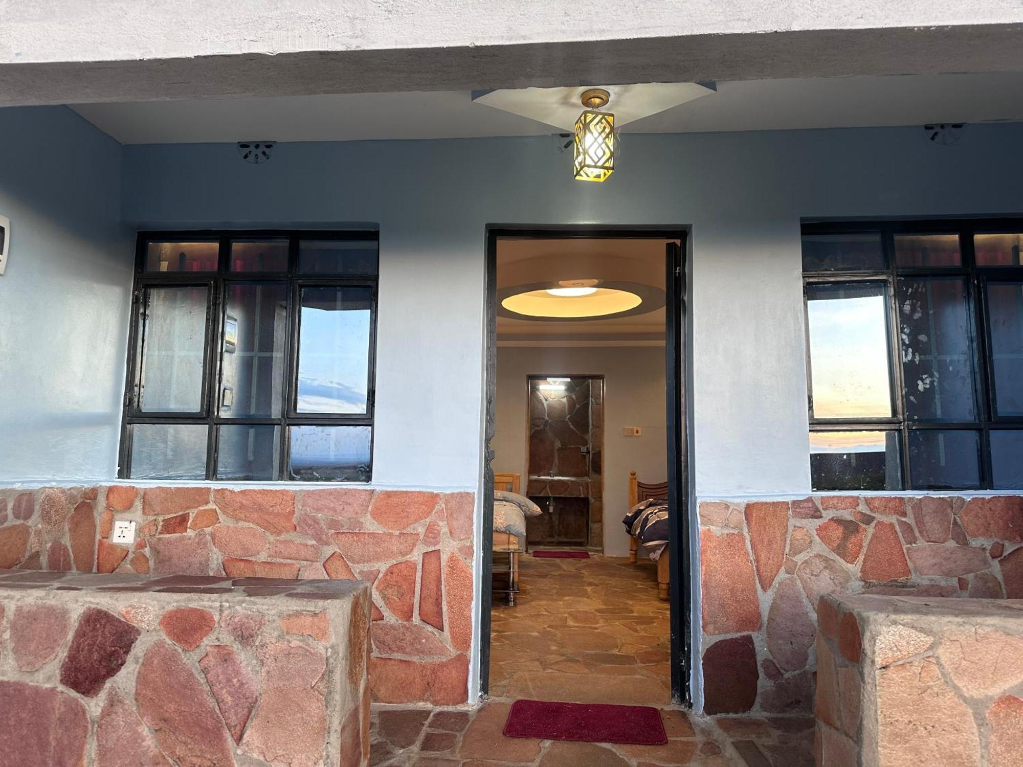 Luluka Guest House Sekenani Екстериор снимка