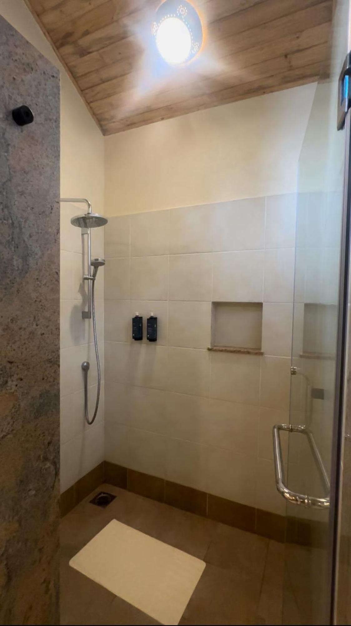 Luluka Guest House Sekenani Екстериор снимка
