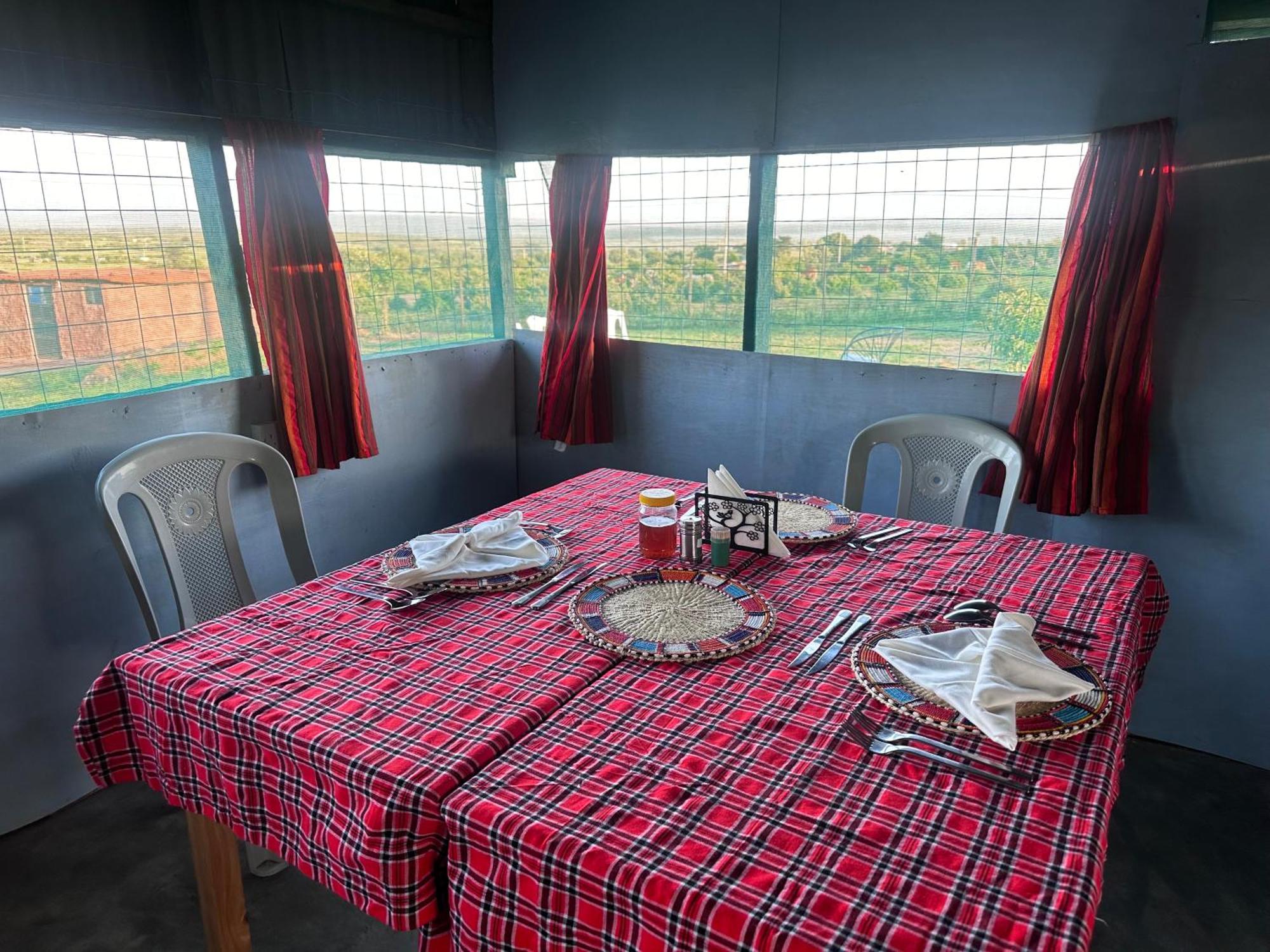 Luluka Guest House Sekenani Екстериор снимка